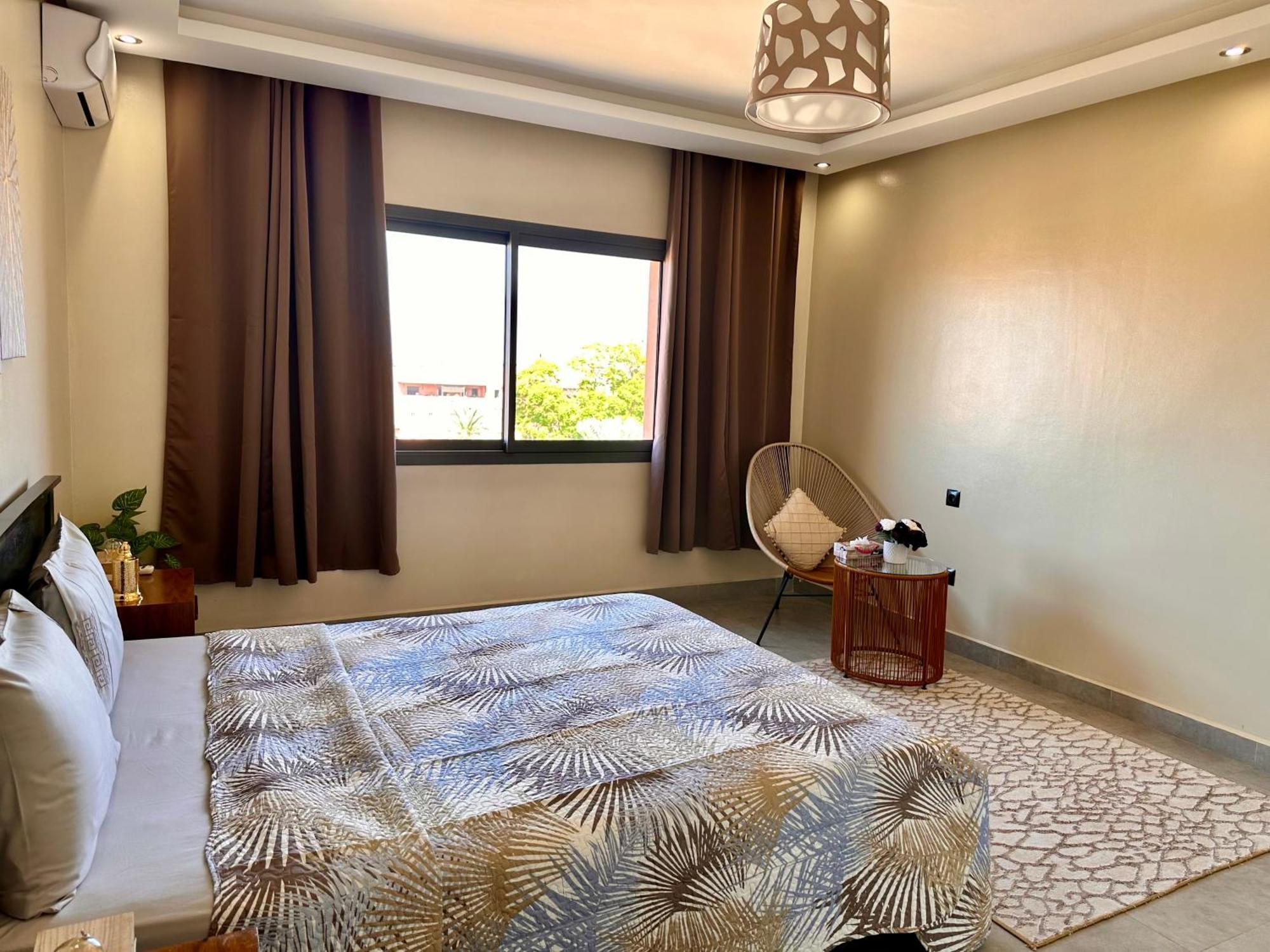 Moderne, Lumineux & Spacieux Avec Balcon -Central -Wifi-Smart Tv-Clim Marrakesh Ngoại thất bức ảnh